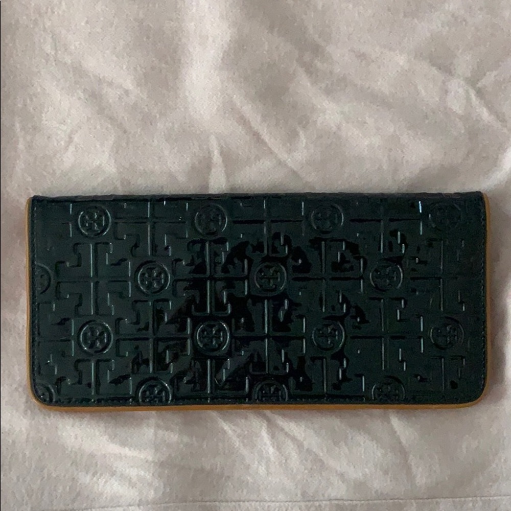 Tory Burch black with brown inside clutch